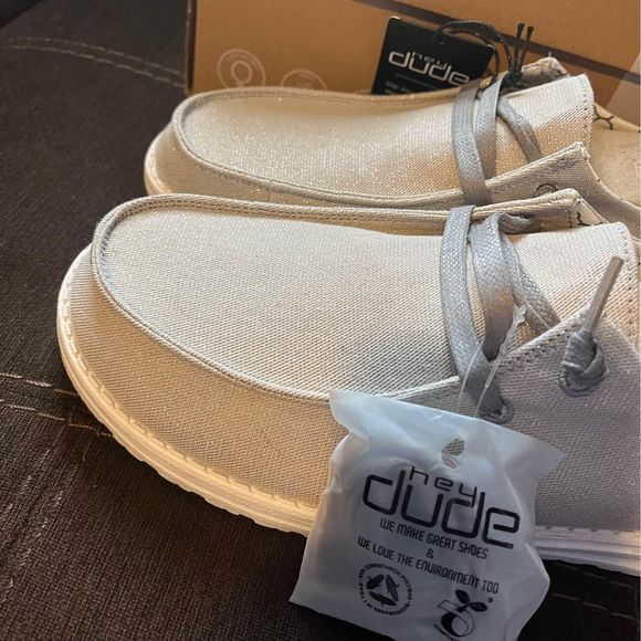 NIB Hey Dude Wendy sparkling pearl grey loafer shoes slip on womens sz 11 NEW - Picture 6 of 7